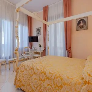 hotel-marte-biasin.hotelslidodijesolo.com/