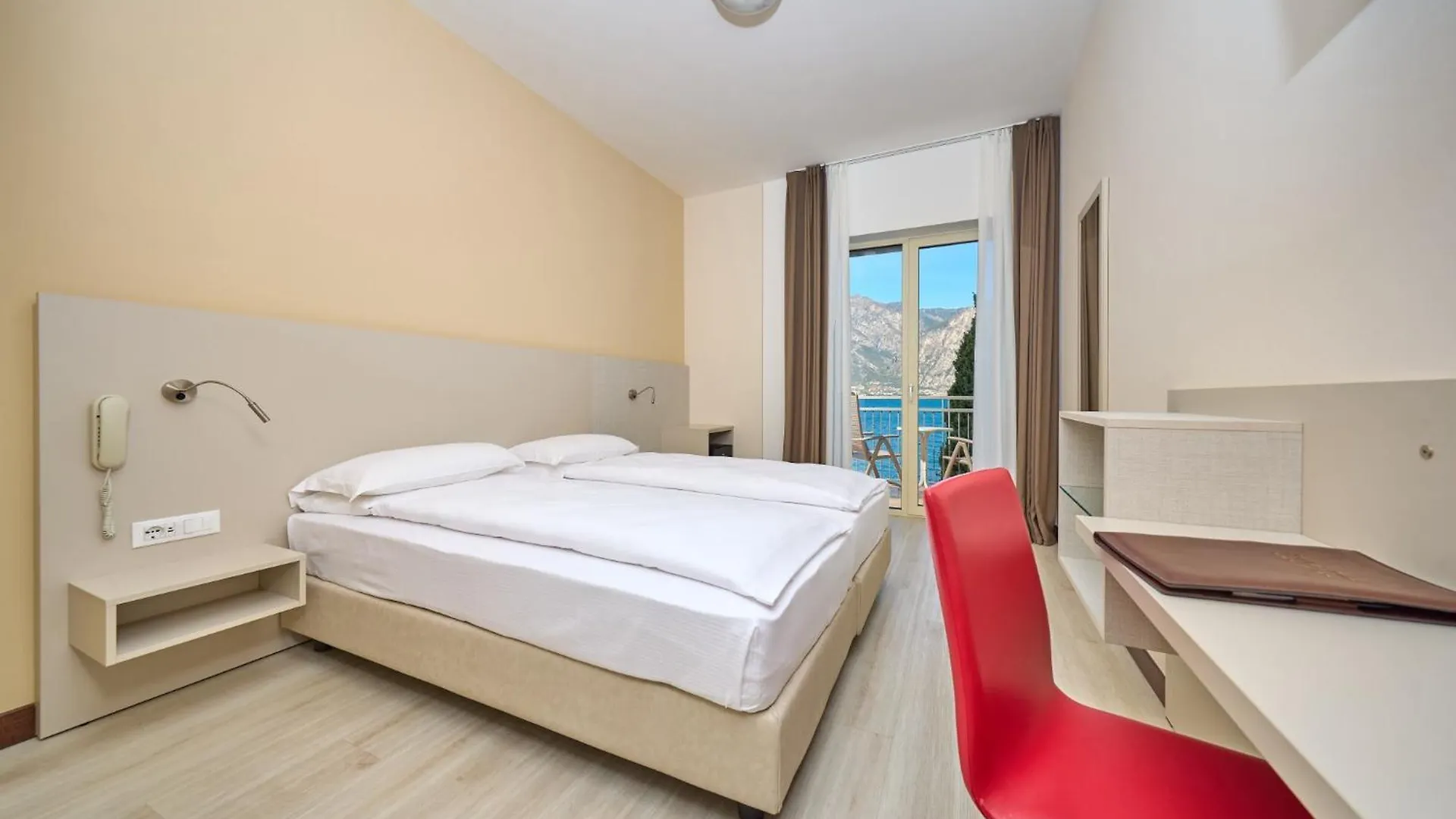 Hotel Astoria - 3Stelle S Malcesine 3*,  Italien