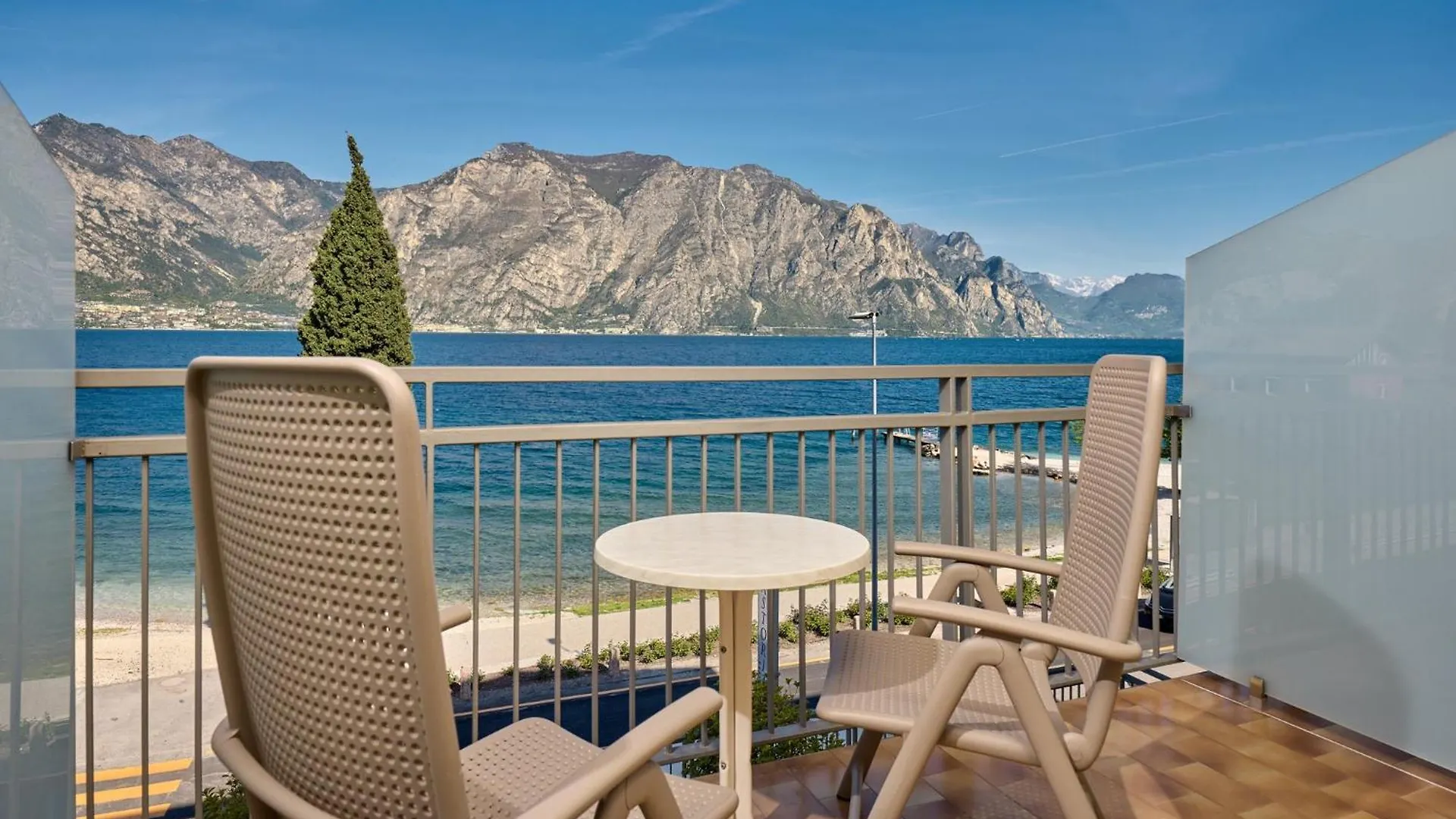 Hotel Astoria - 3Stelle S Malcesine Italien